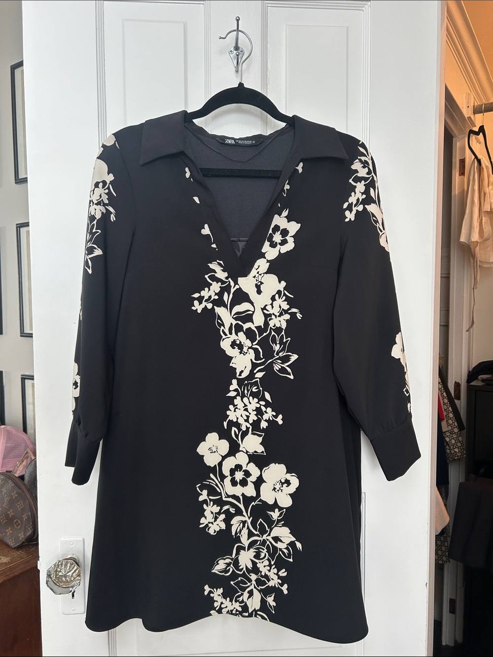 Zara Black Floral V-Neck Tunic Dress